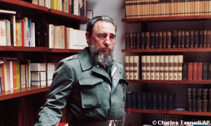 Photo of Fidel Castro in his office, 1985